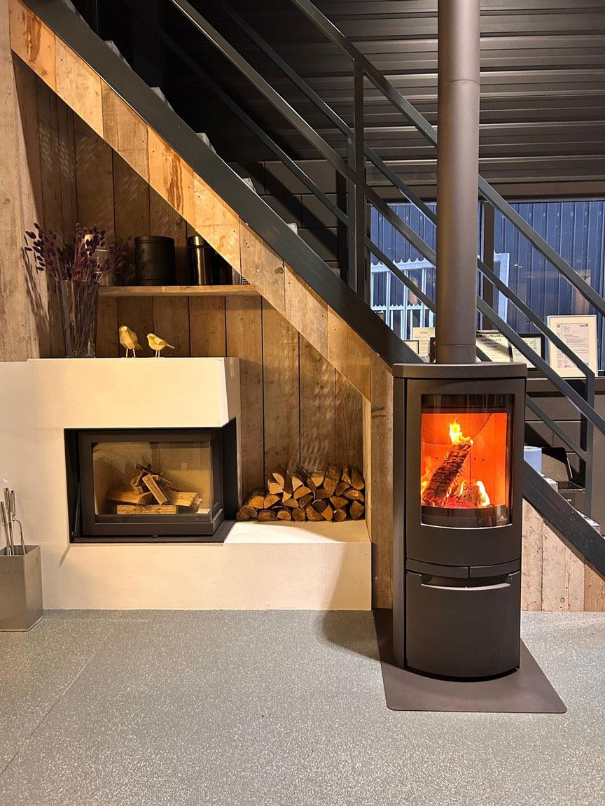 van-der-pluijm-verwarming-sfeer-showroom.jpg