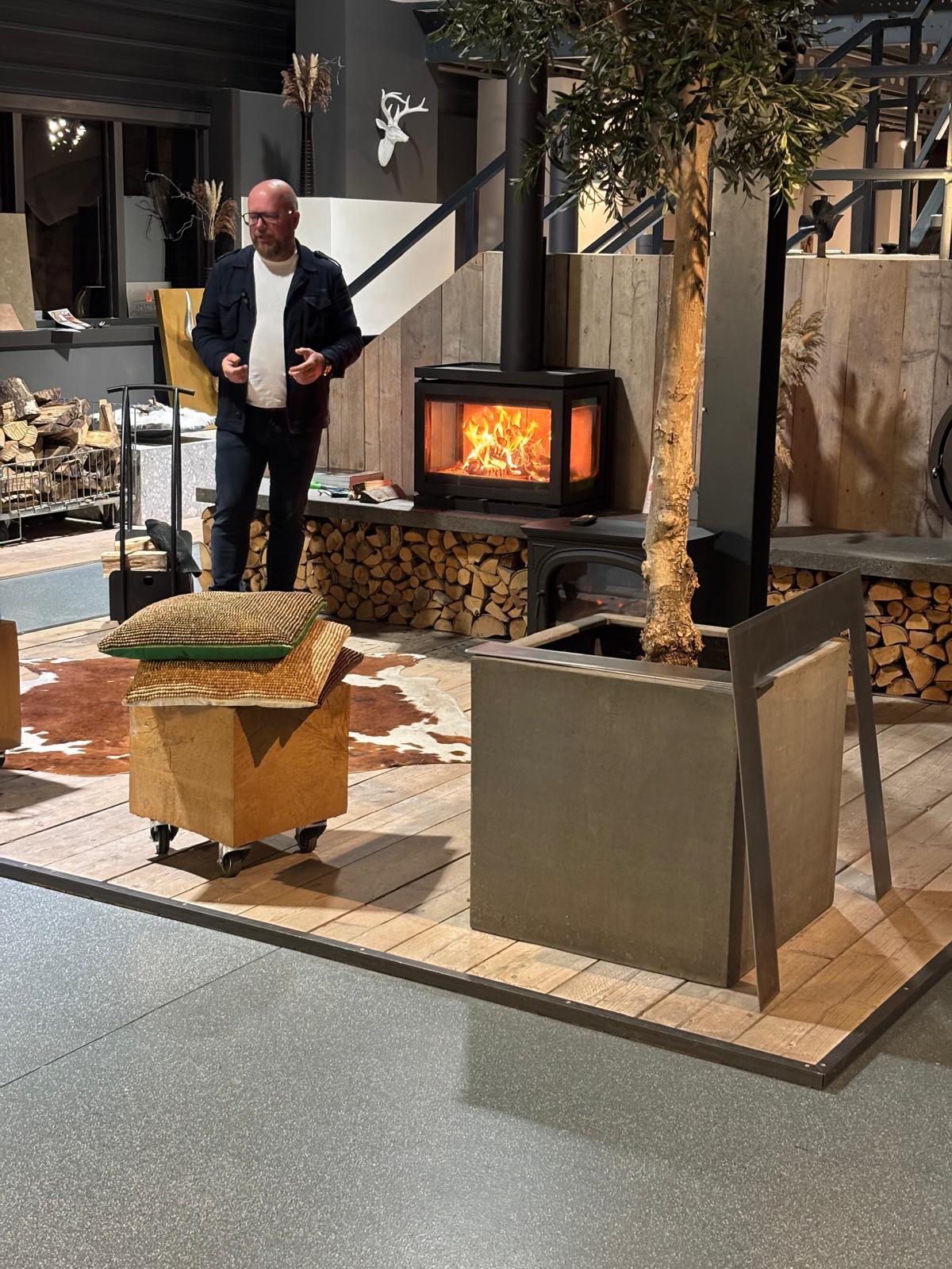 van-der-pluijm-verwarming-showroom-huub
